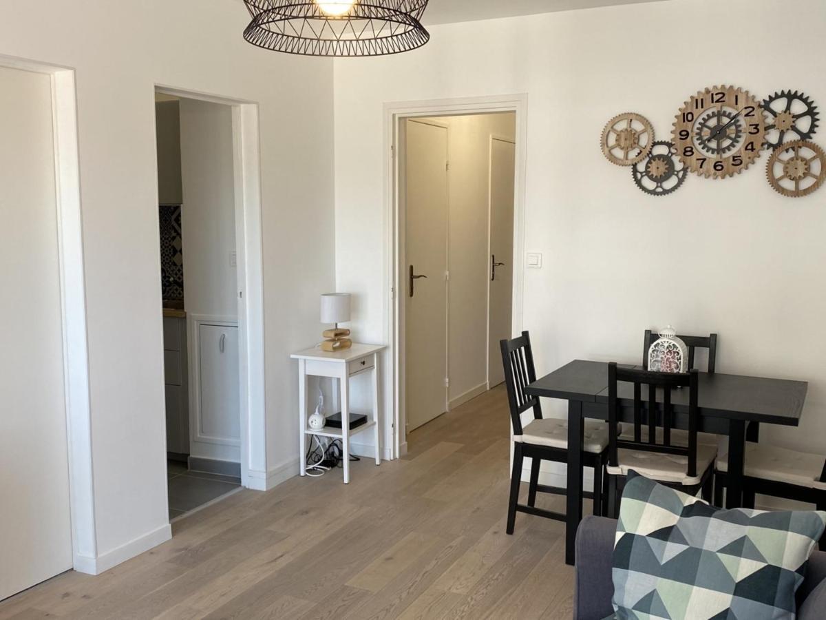 Charmant 2 Pieces Avec Parking Et Ascenseur, Proche Centre-Ville De Cabourg - Fr-1-487-323 Exteriör bild